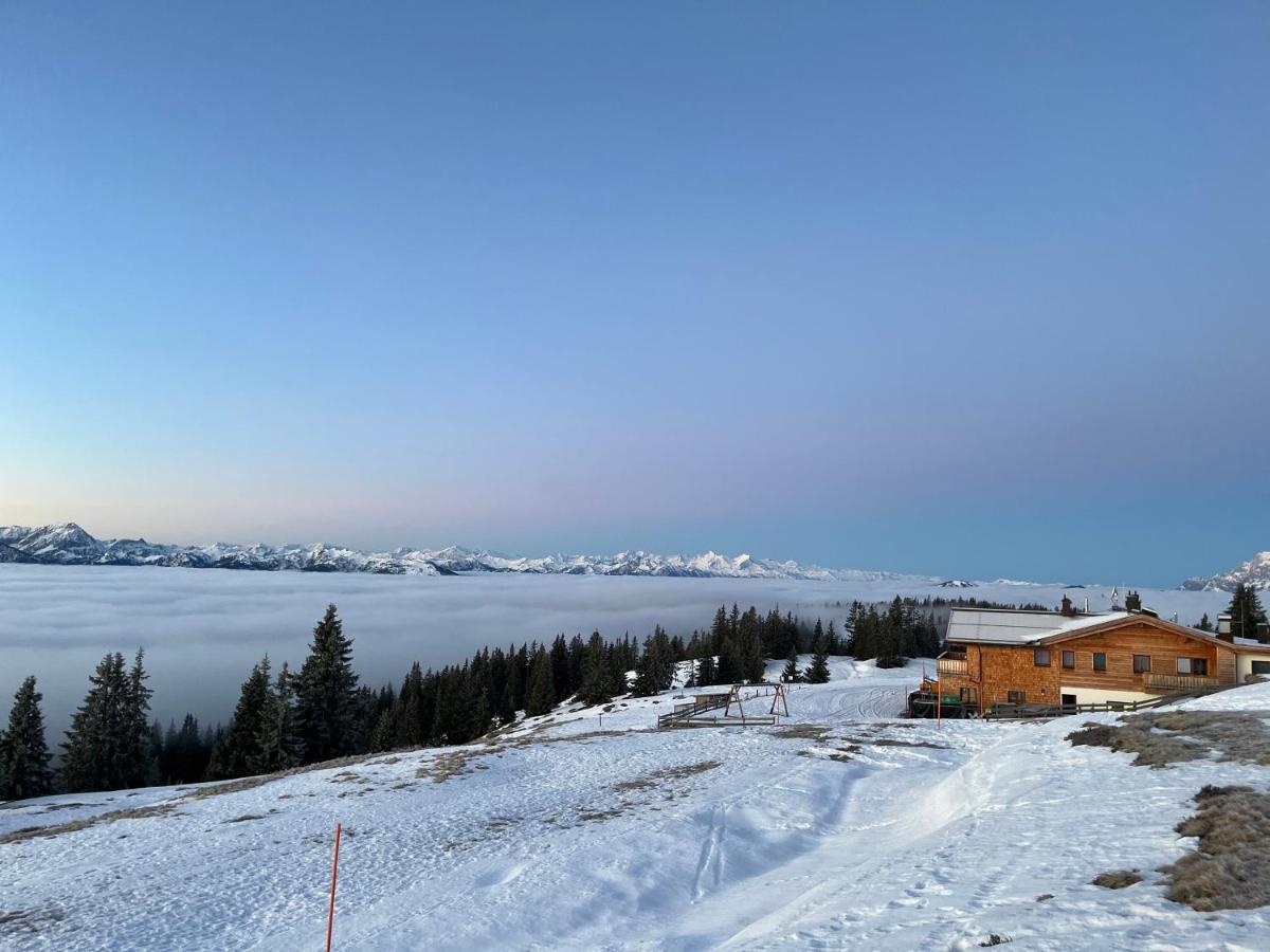 Radstaedter Huette Im Winter Nicht Mit Dem Auto Erreichbar Wunderschoene Alleinlage Schwemmberg Exterior photo